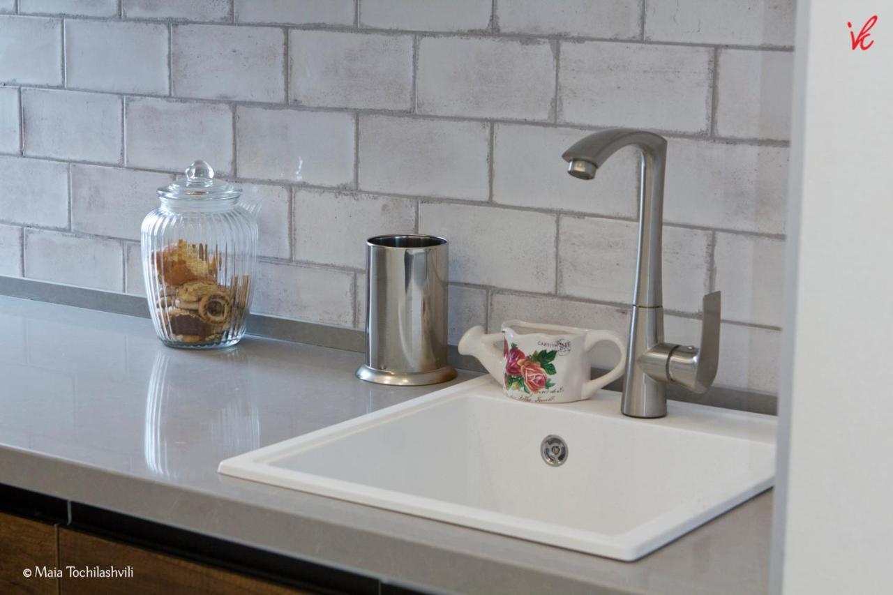 Sameba Bell, Luxury Apartment Tbilisi ภายนอก รูปภาพ